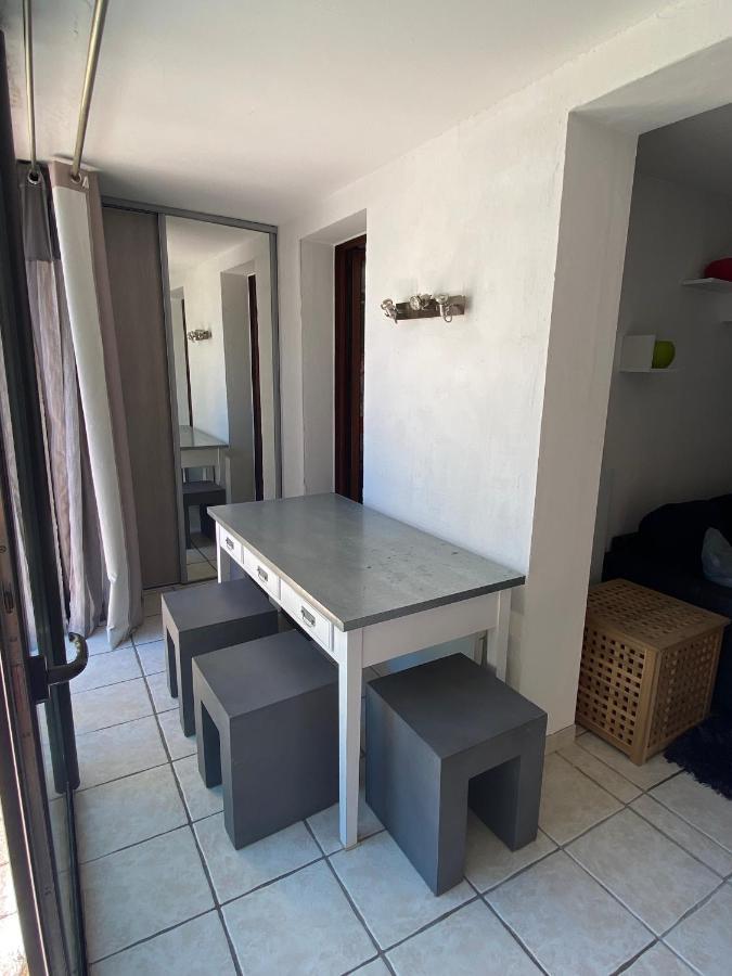 Logement Entier T2 Climatise, Parking Gratuit, Jardin, Plage A 2Min A Pied Sanary-sur-Mer Εξωτερικό φωτογραφία